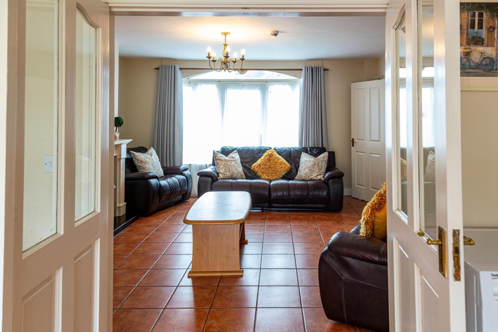 Kerry Holiday Homes At The Killarney Holiday Village Екстер'єр фото